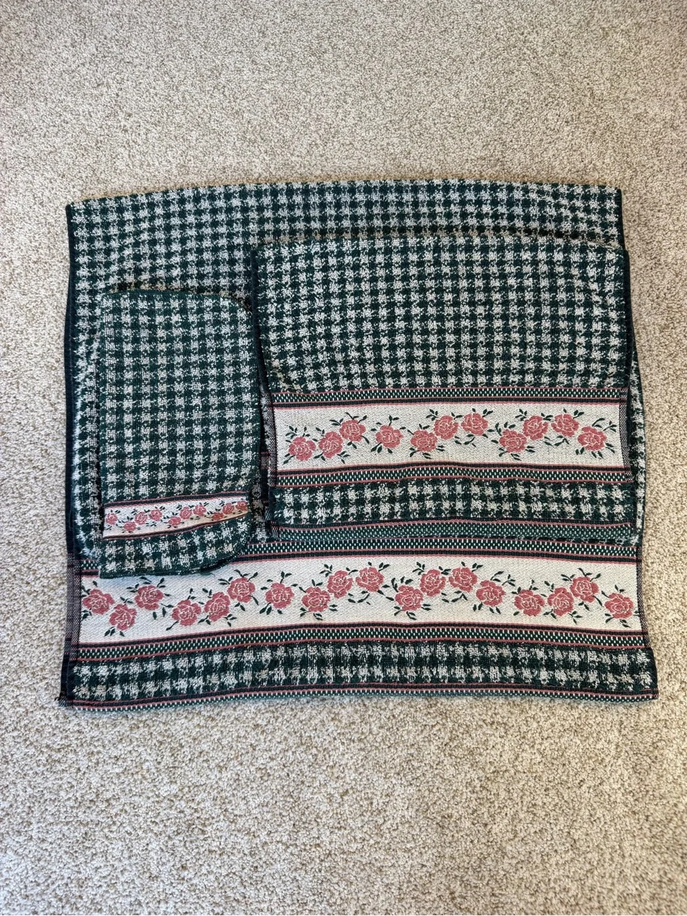 Vintage Priority by Santens 3 Pc Towel Set Rose Floral Houndstooth 80’s